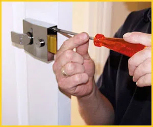 Exclusive Locksmith Service Rego Park, NY 718-673-6785 - 10-lock-smiths